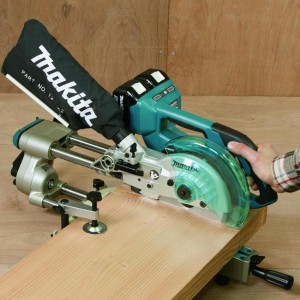 Makita DLS714RT2